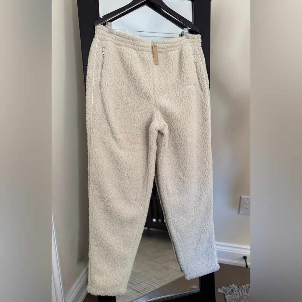NWT SKIMS Cozy Knit Sherpa Fleece Jogger, Bone (L) - Picture 2 of 9